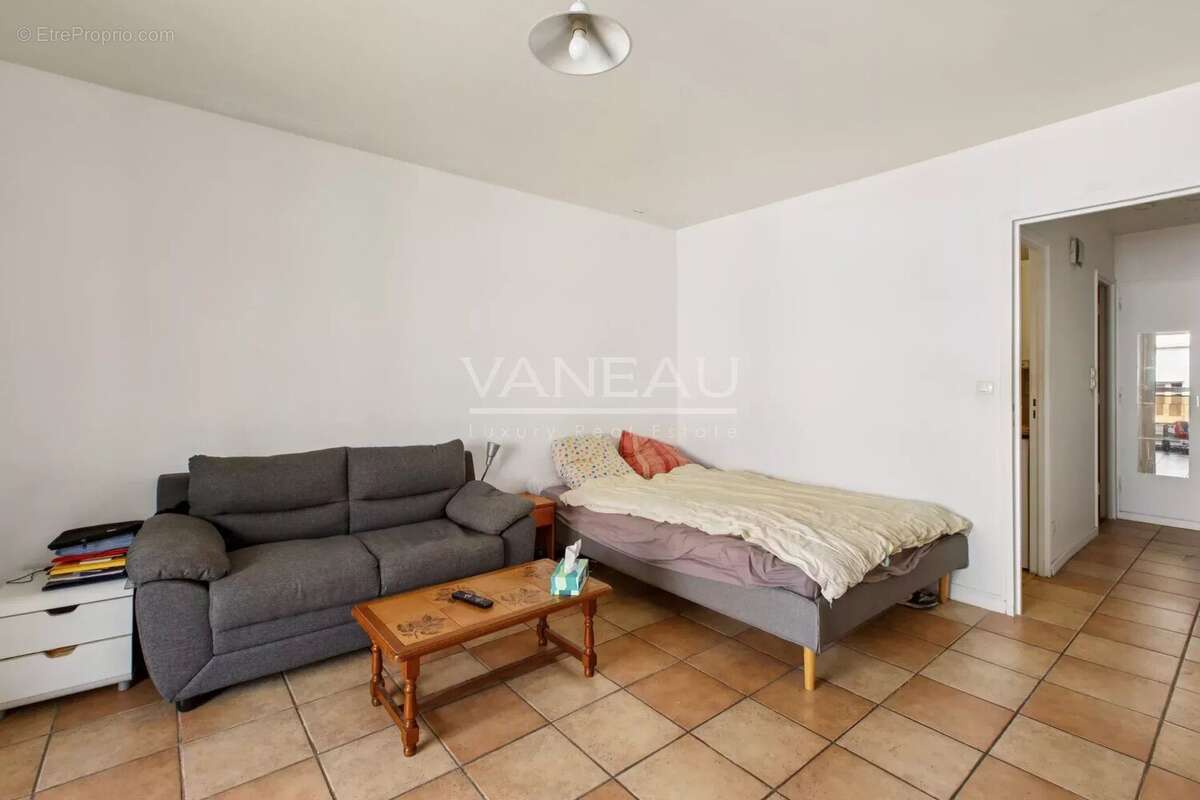 Appartement à PARIS-19E