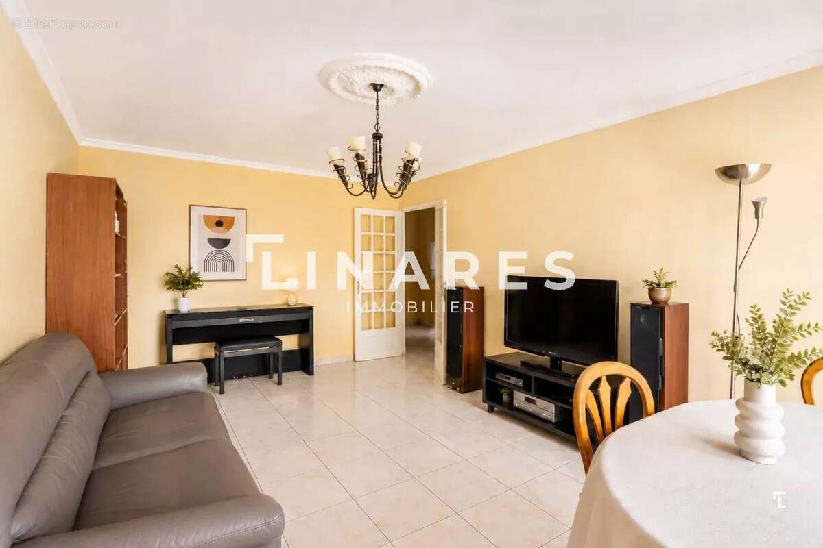 SALIDA - Appartement T3 de 72m2 - Terrasse - Cave - 13004 Cinq Avenues - photo 8