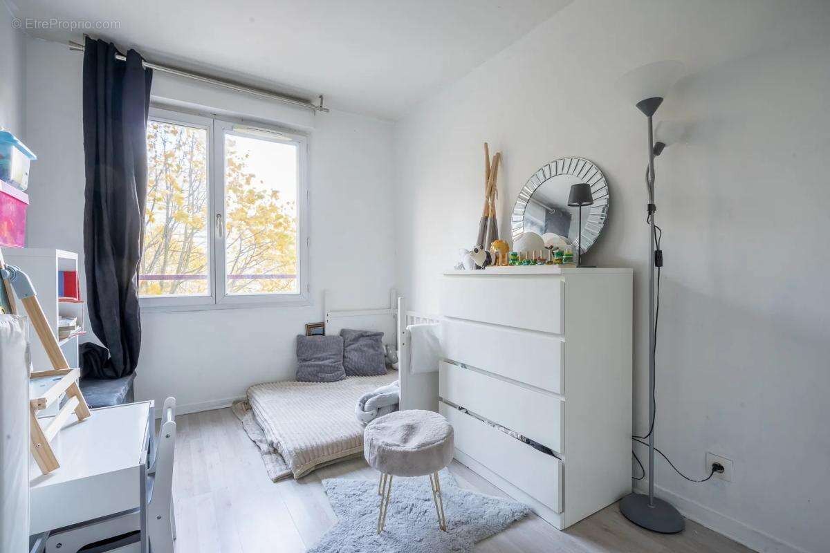 Appartement à ROSNY-SOUS-BOIS