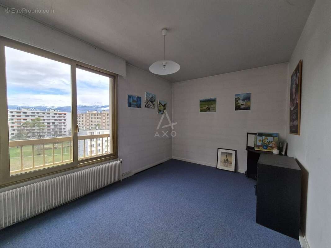 Les Ayguinards  110 m²  Dernier étage  Vue panoramique Belledonne et Chartreuse - photo 6