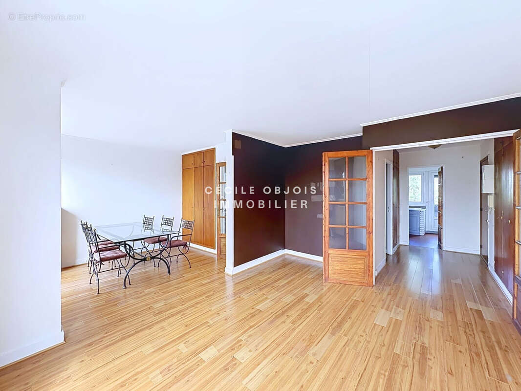 Appartement à CHENNEVIERES-SUR-MARNE