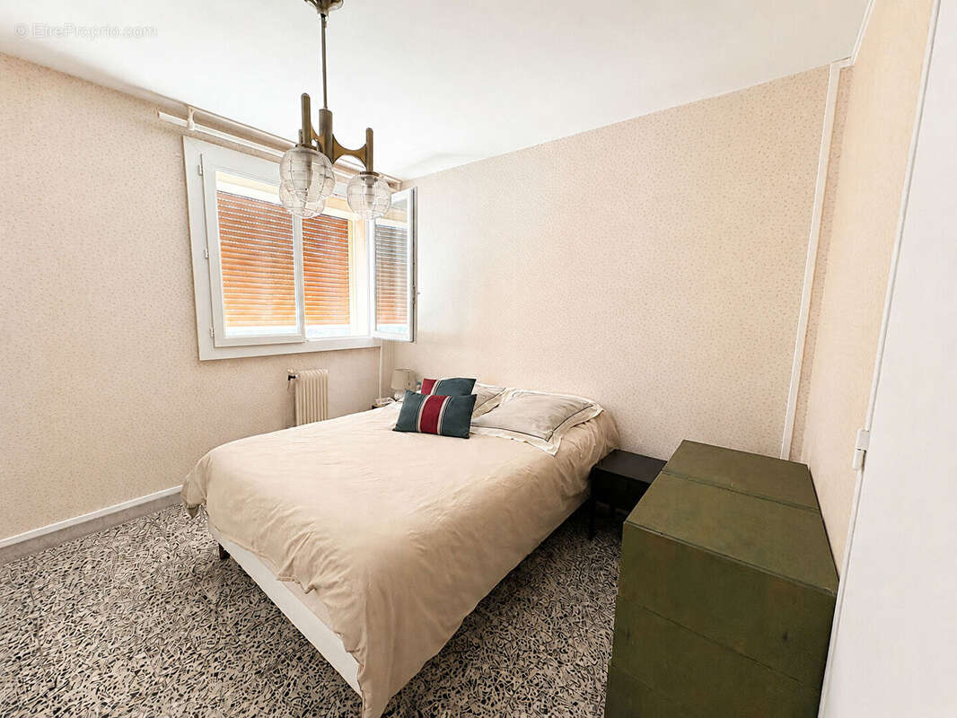 Appartement à MARSEILLE-9E