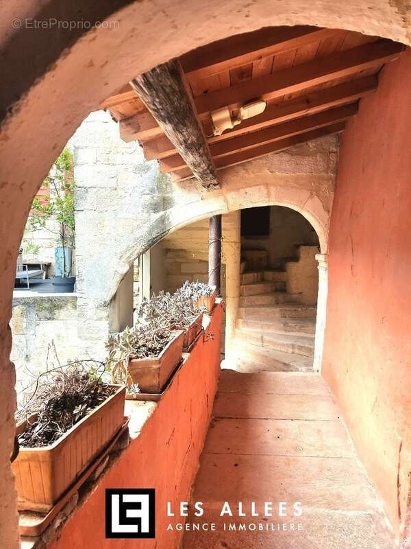 Autre à VALLABREGUES