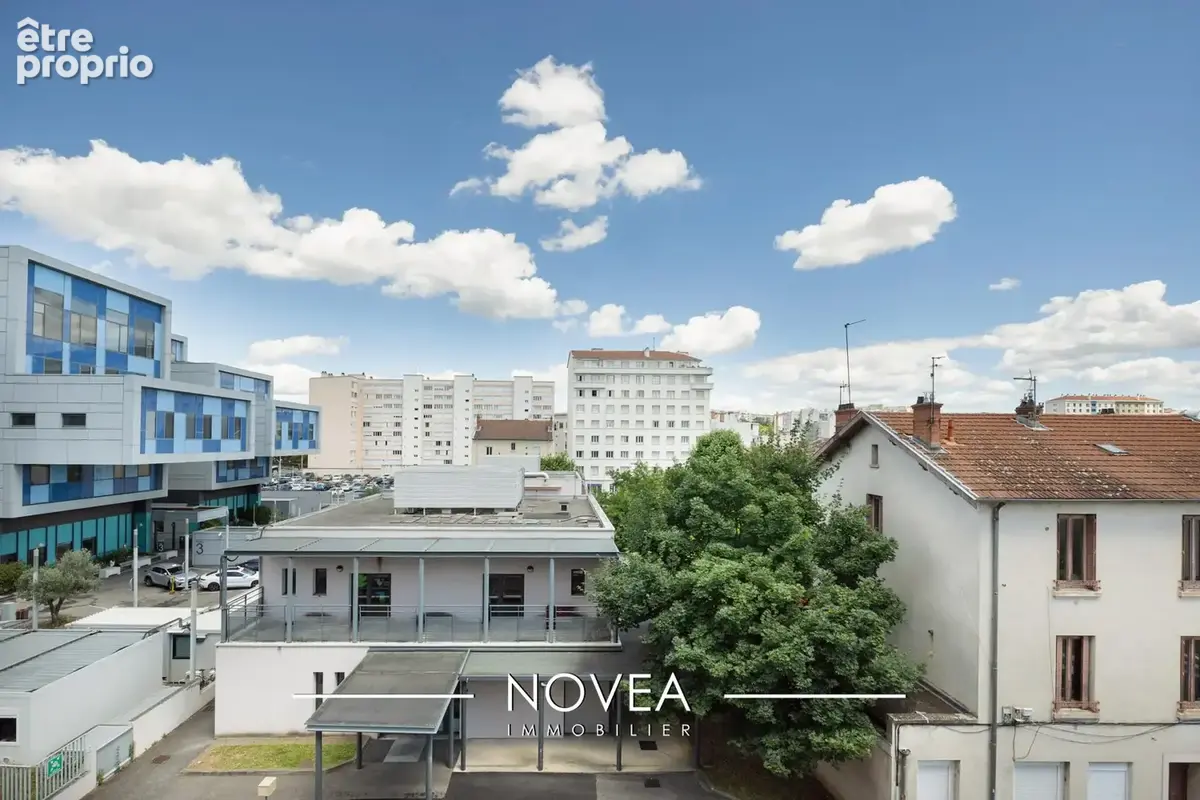 Appartement à LYON-8E