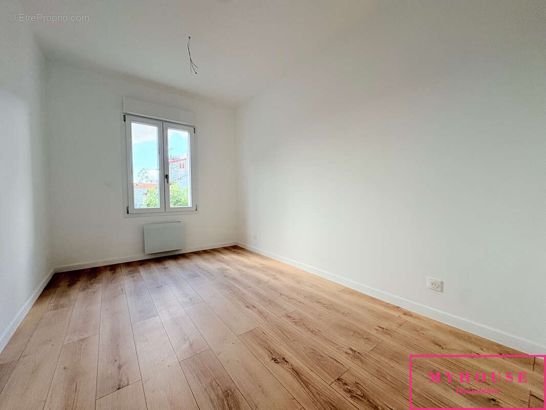 Appartement à BAGNEUX