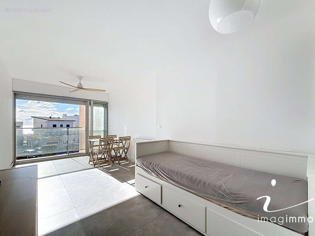 Appartement à CANDILLARGUES