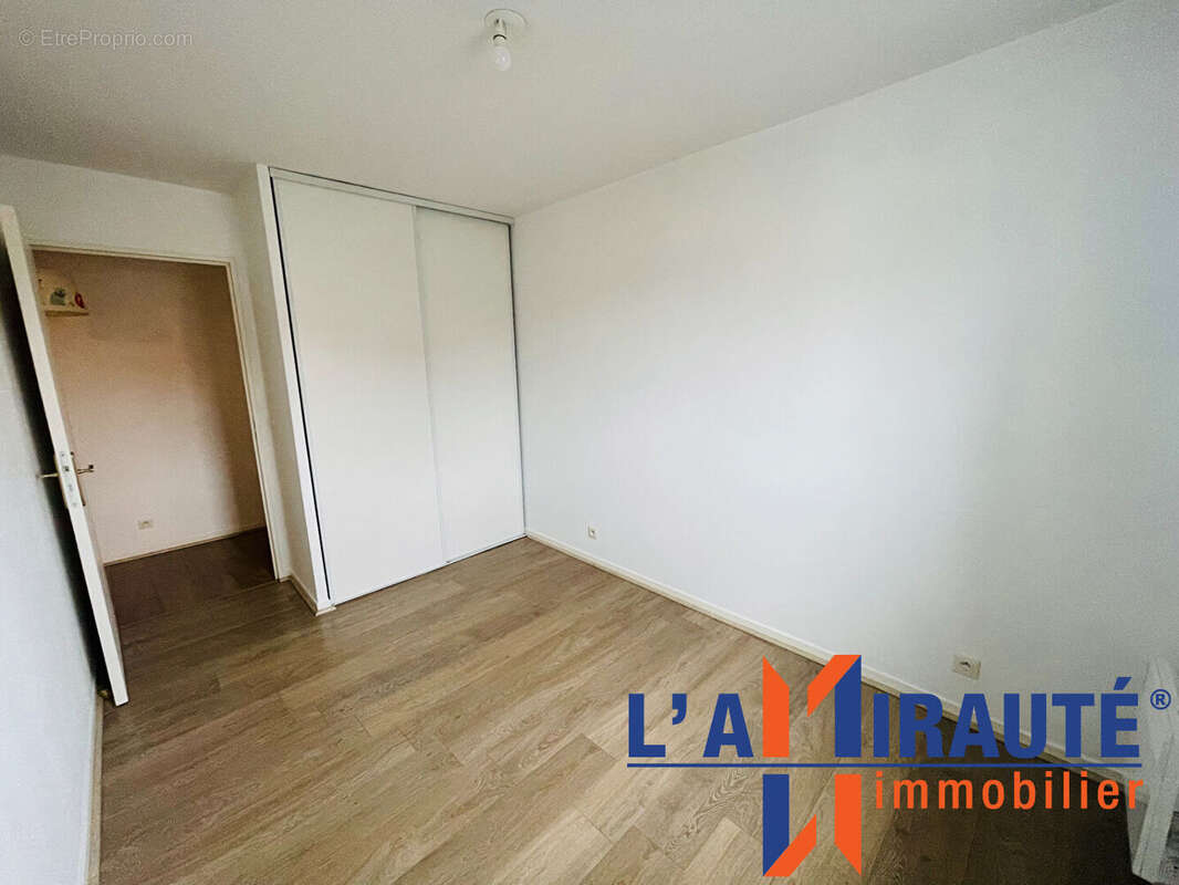 Appartement à SARTROUVILLE