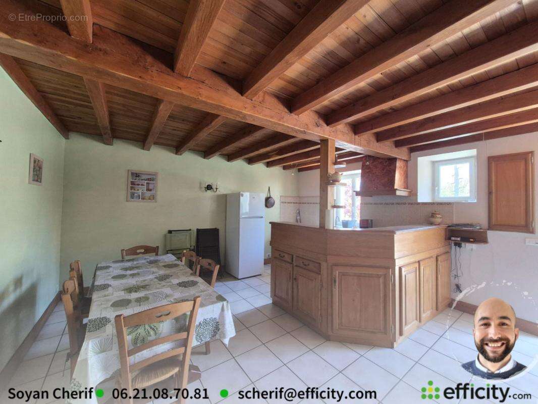 Maison à TOUVRE