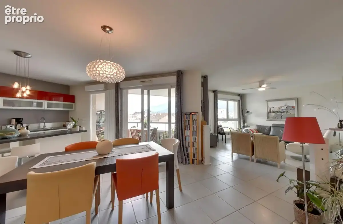 Appartement 4 pièces 106 m² à vendre à Grenoble (38000) - photo 2