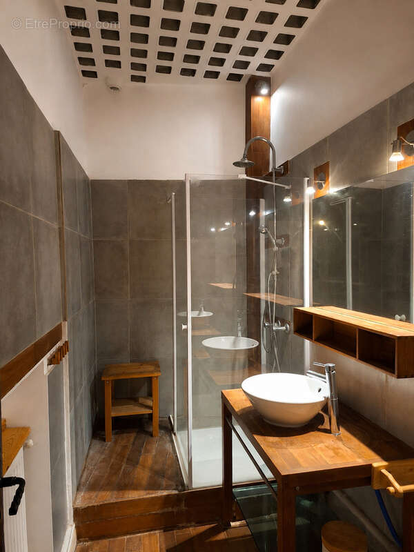 Maison de ville 120 m2 avec terrasses - quartier de la Roquette à Arles - photo 9