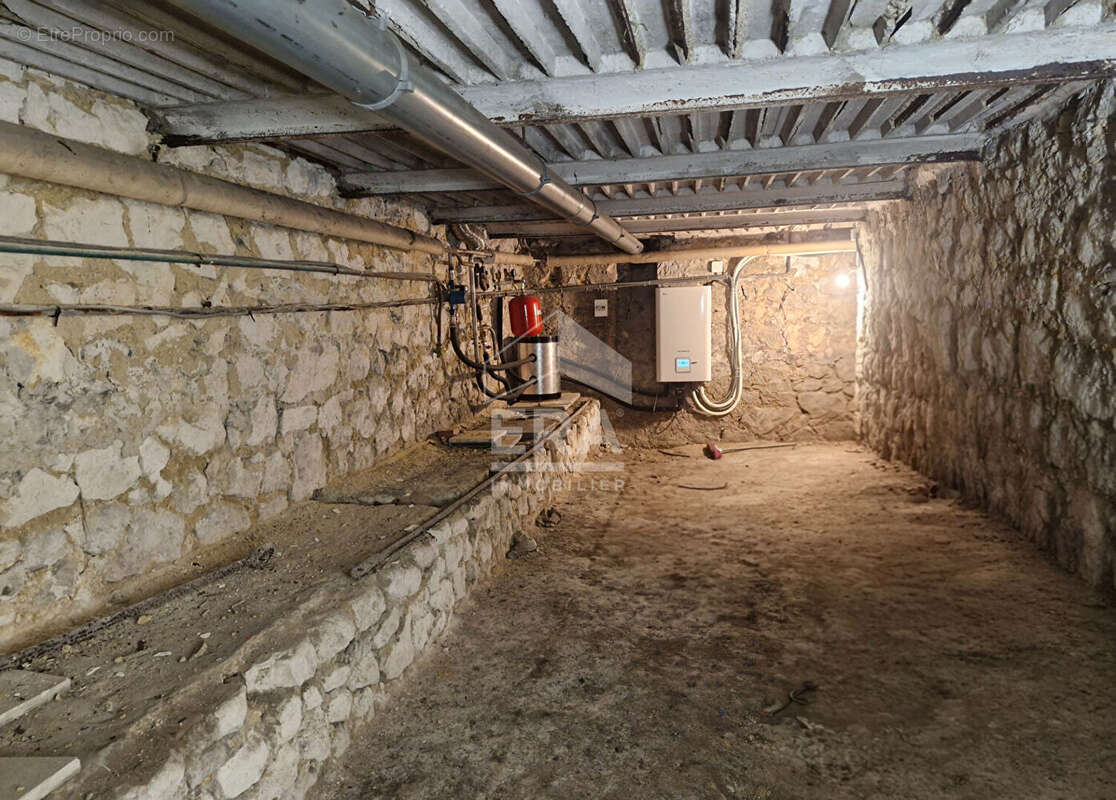 Maison à BRUAY-LA-BUISSIERE