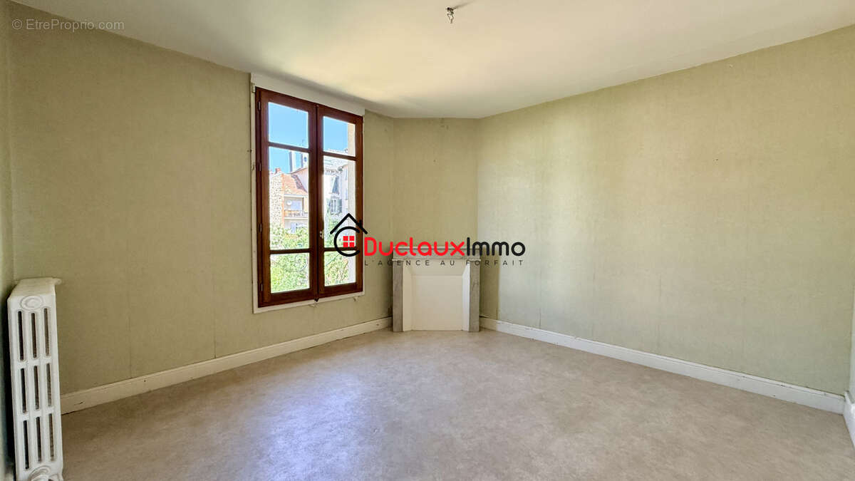 Immeuble Aurillac   Quartier de la Gare   Idéal investisseur - photo 14