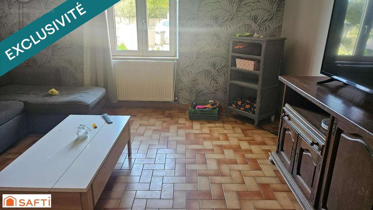 Maison 132 m² à Saint-Clement  - photo 4