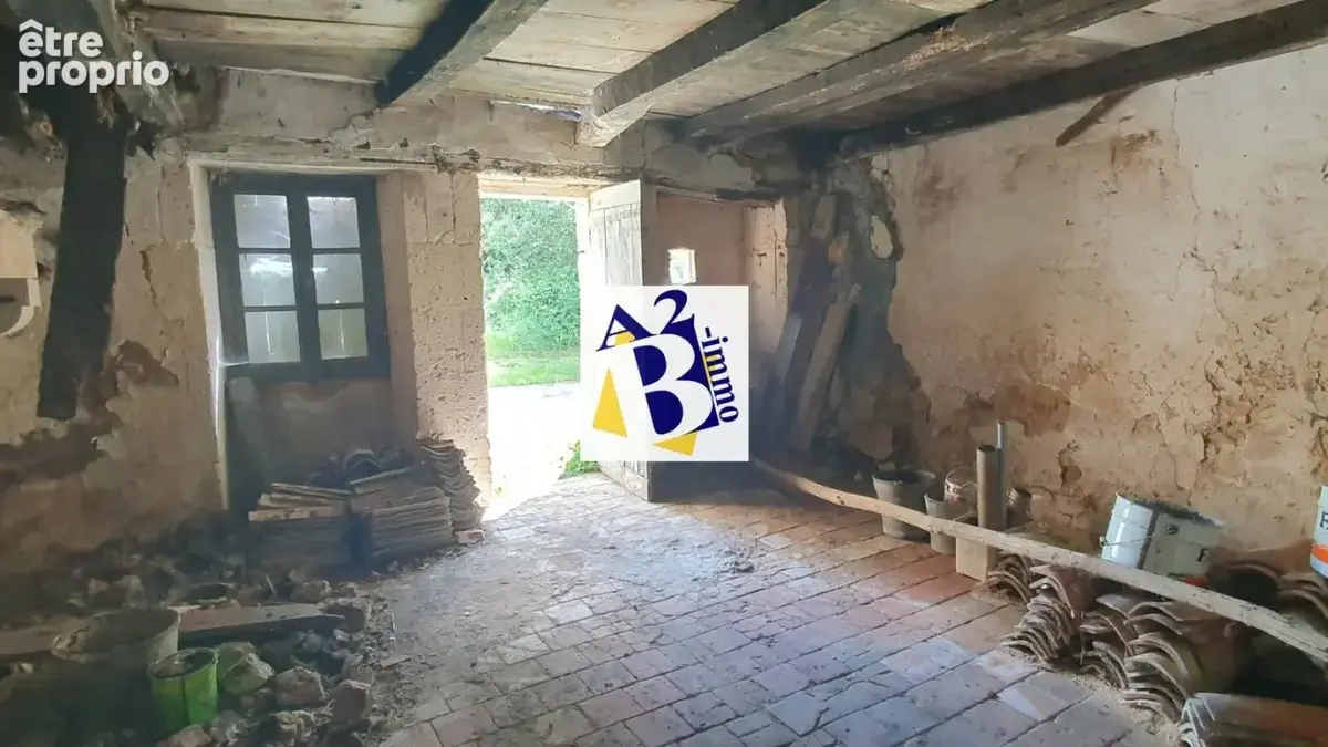 Charras, maison à rénover, terrain 8000m² - photo 6