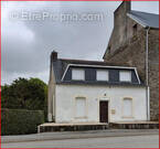 Maison à LANDELEAU