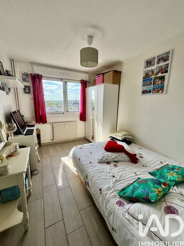 Photo 6 - Appartement à CORBEIL-ESSONNES