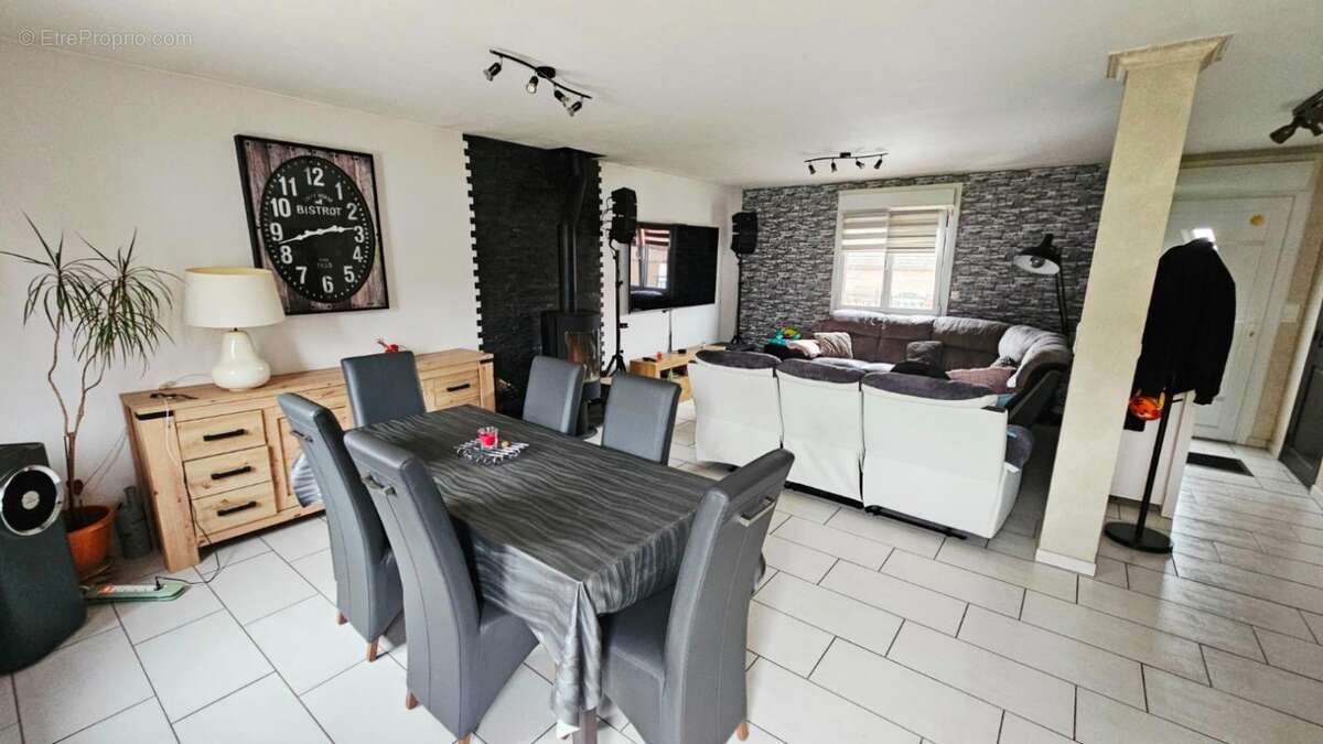 Maison à SAINT-LAURENT-BLANGY