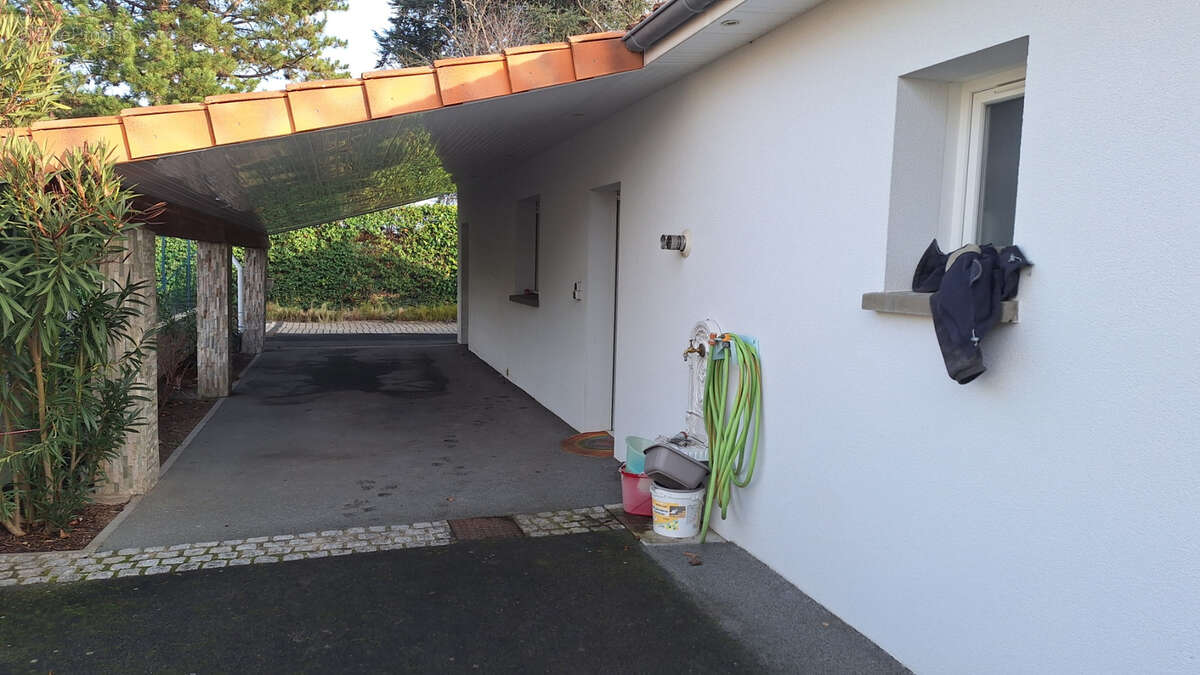 Maison à PONT-DU-CHATEAU