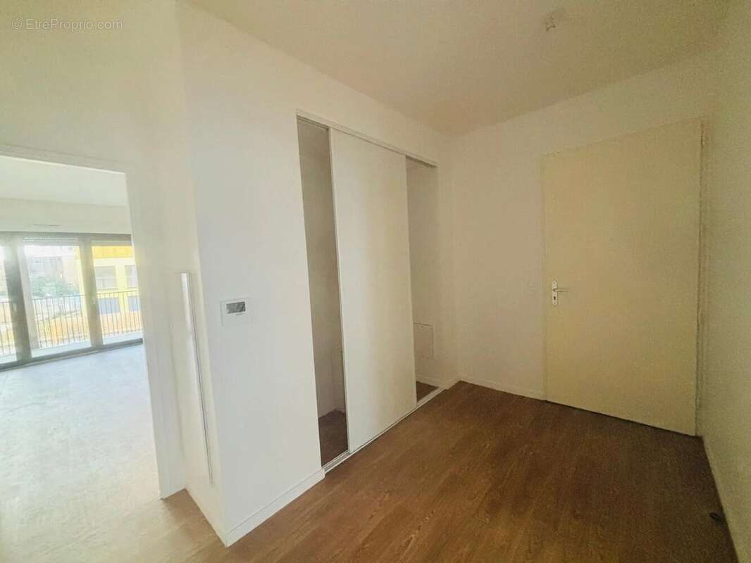 Appartement à STAINS