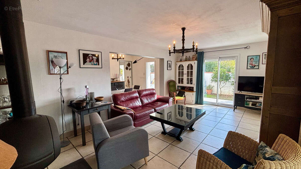 Maison à SAINT-CYPRIEN