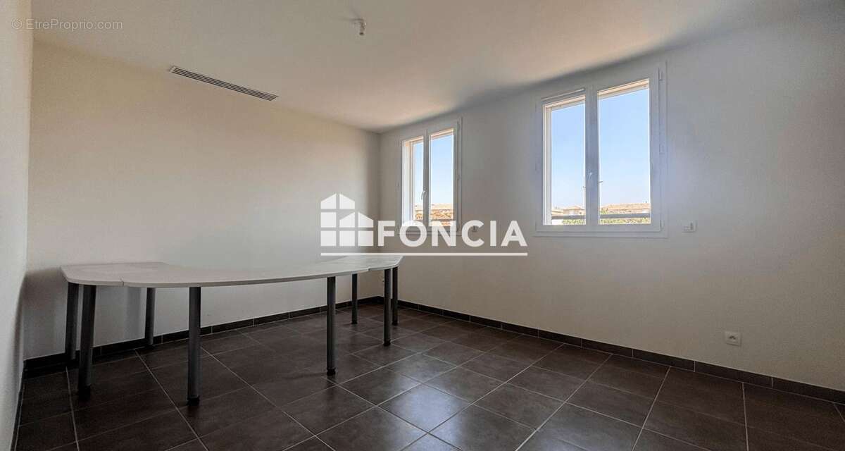 Maison à VILLENEUVE-LES-BEZIERS