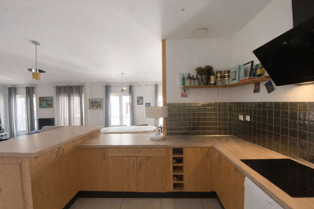 Appartement à SAINT-ETIENNE