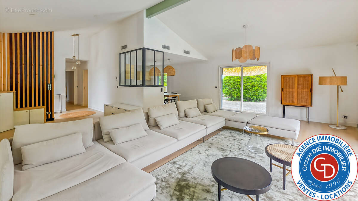 Maison à LE BOUSCAT