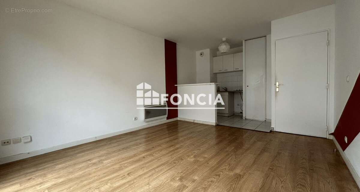 Appartement à CORBEIL-ESSONNES