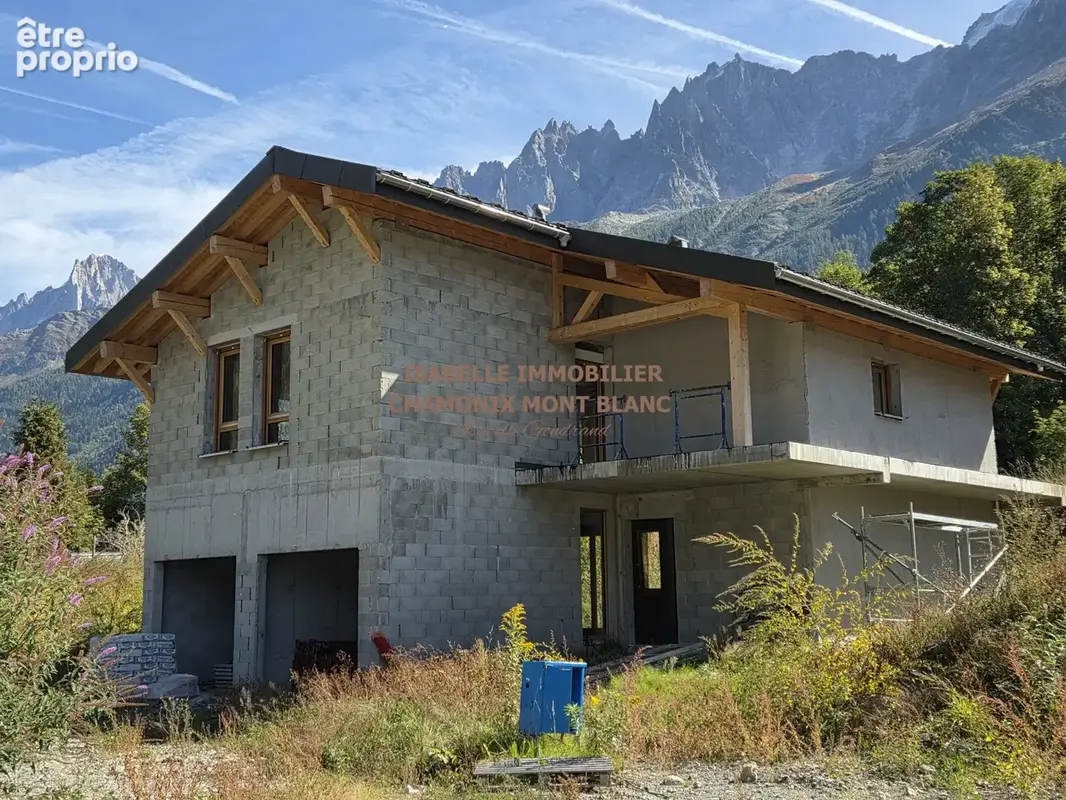 Maison 4 pièces 180 m² à vendre à Chamonix-Mont-Blanc (74400) - photo 1