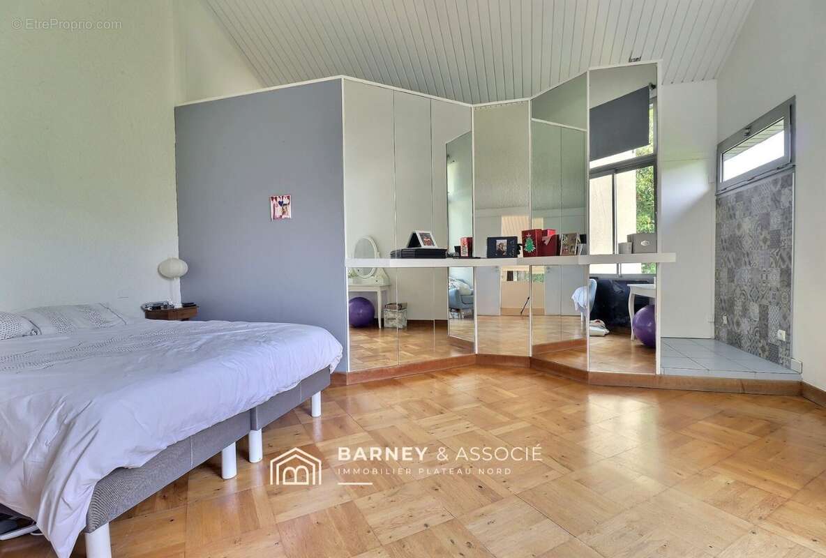 Maison 260 m² à Bois-Guillaume  - photo 6