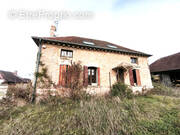 Maison à COURTERANGES