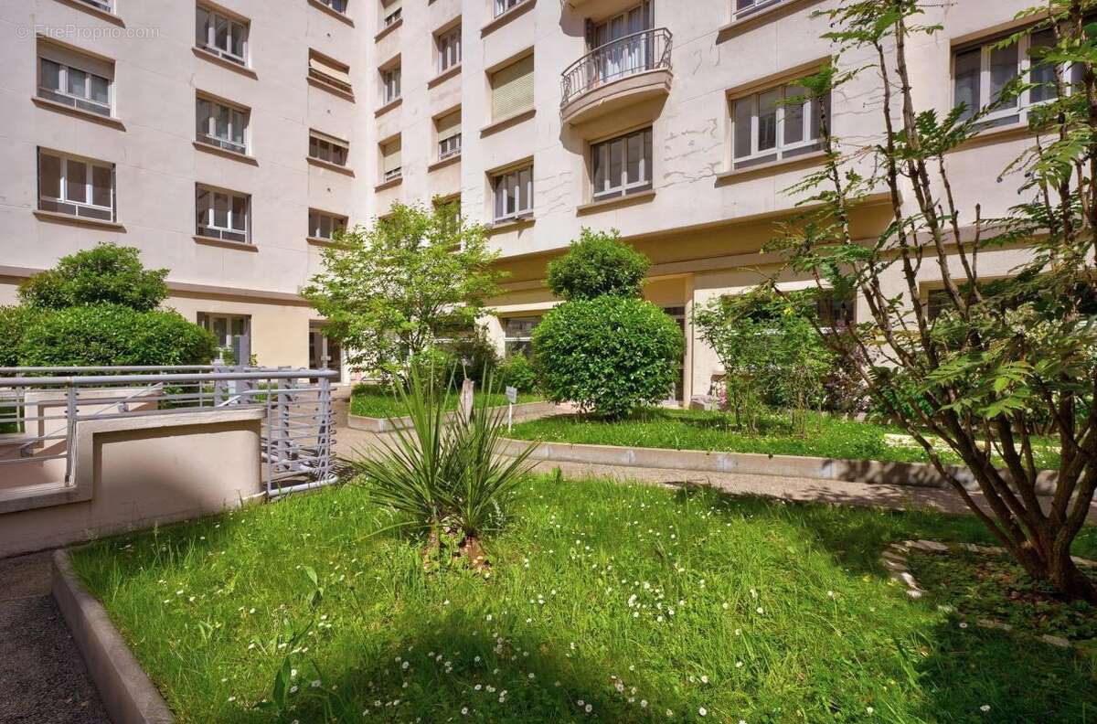 Appartement à LYON-6E