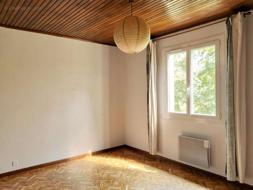   - Maison à THUEYTS
