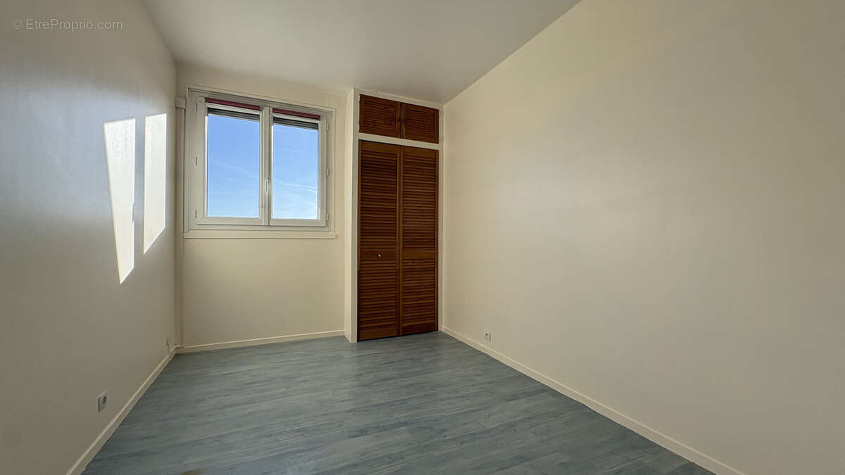 Appartement à SARTROUVILLE