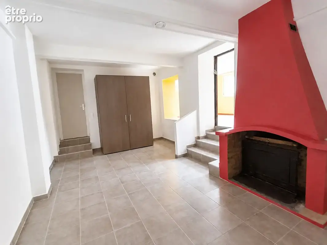 Maison à VILLENEUVE-LES-CORBIERES
