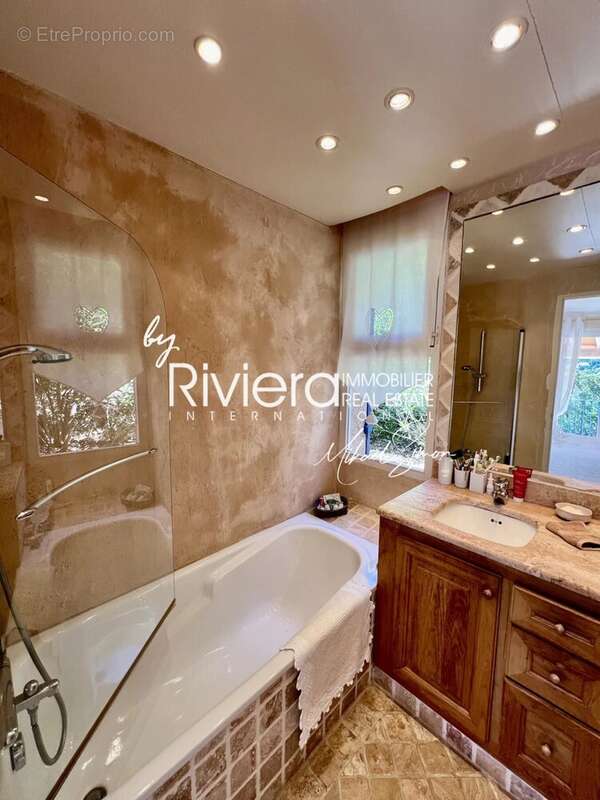 Maison à CAVALAIRE-SUR-MER