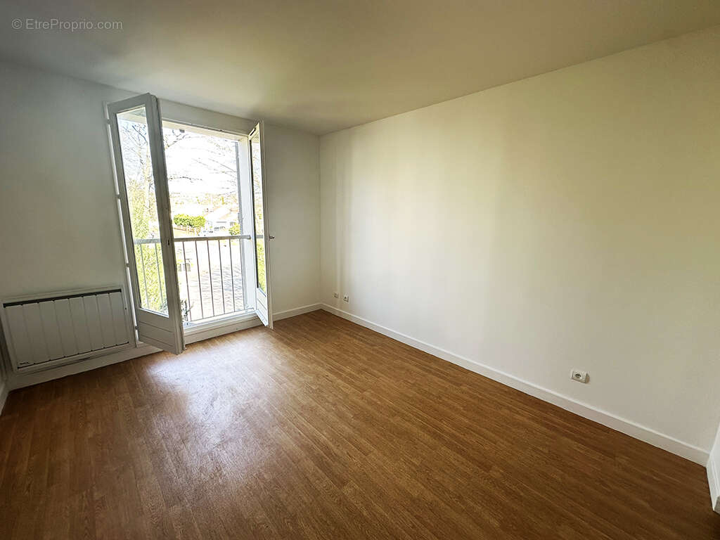 Maison à VERNEUIL-SUR-SEINE