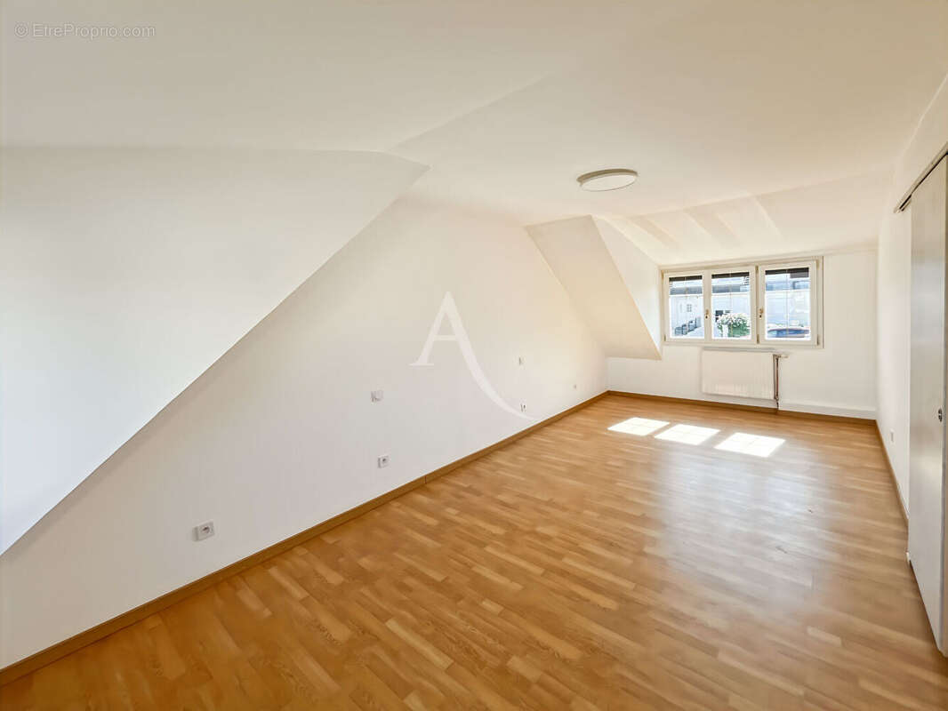 Maison Meulan En Yvelines 7 pièce(s) 124 m² - photo 8