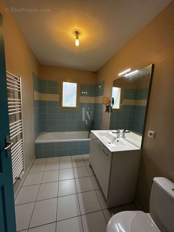 Maison à SAINT-GERMAIN-LES-BELLES