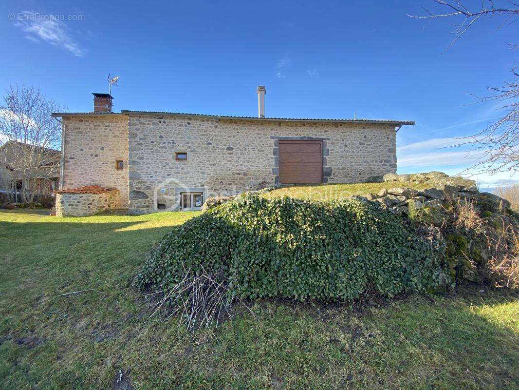 Maison Rénovée avec terrain - photo 12