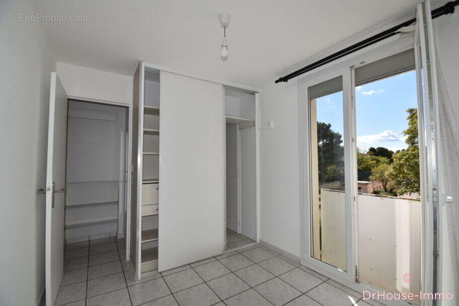 Appartement à MARSEILLE-12E