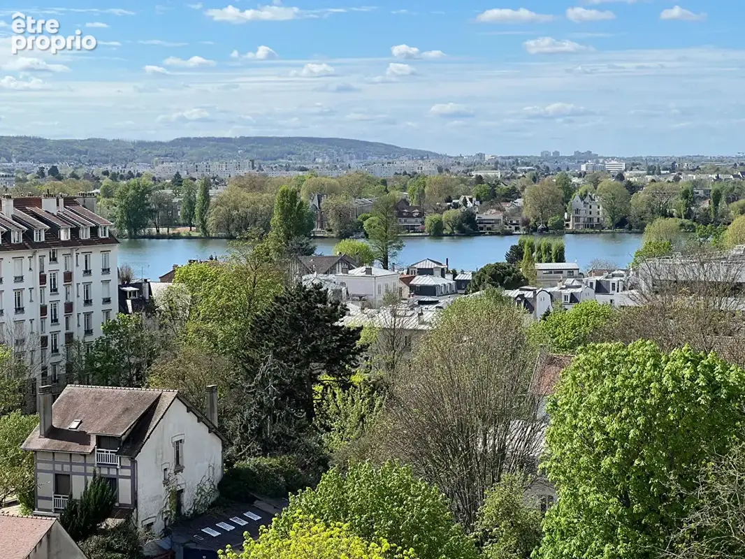 Appartement à ENGHIEN-LES-BAINS