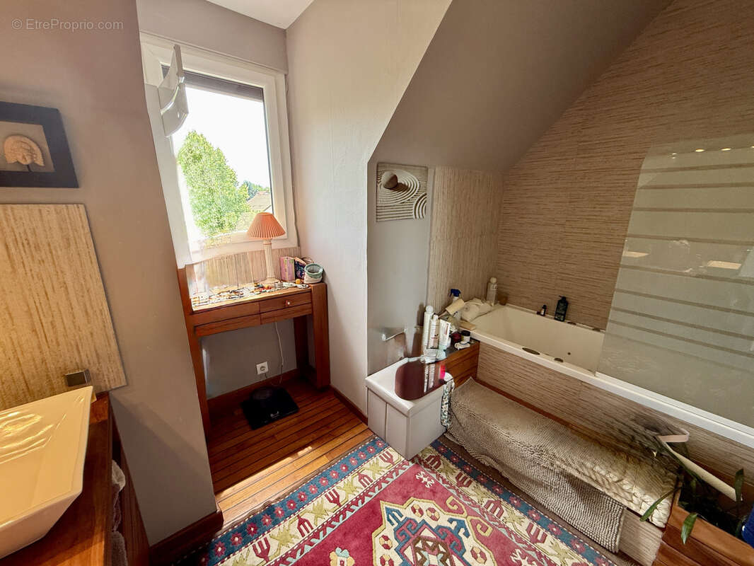 Magnifique propriété type 6 sur 1900 m2 de terrain sur sous-sol total - photo 10