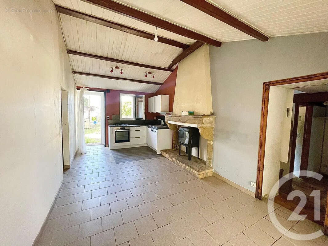 Maison à TALMONT-SAINT-HILAIRE