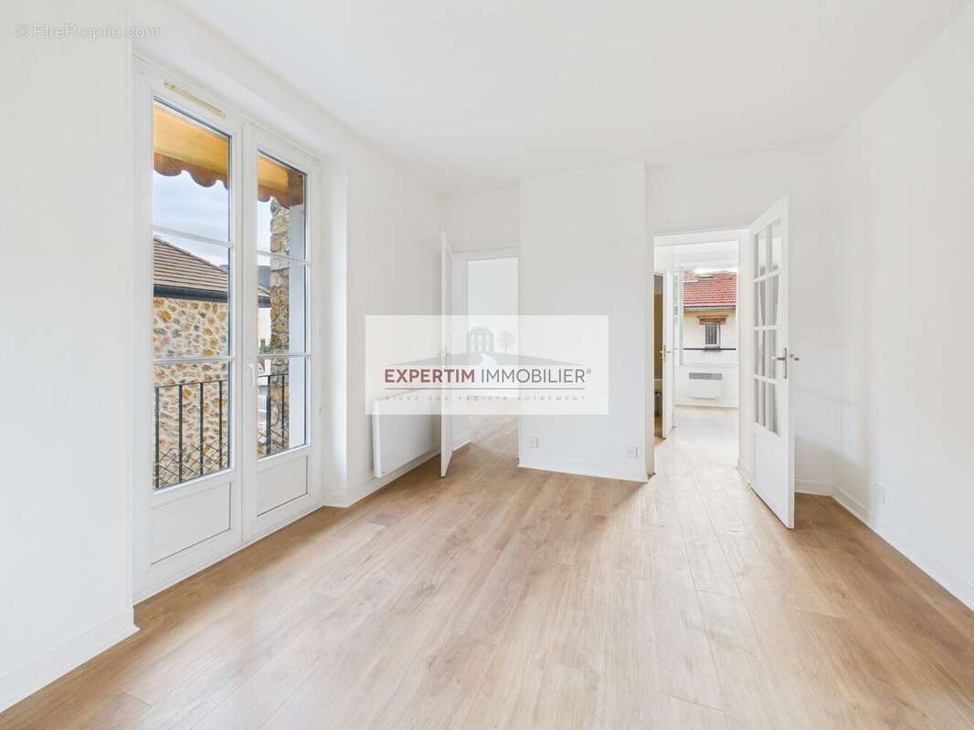 Appartement à VERSAILLES