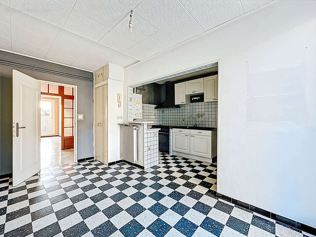 Appartement à MARSEILLE-13E