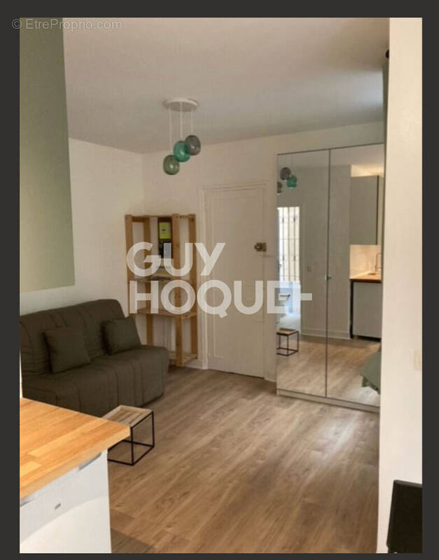 Appartement à PARIS-17E