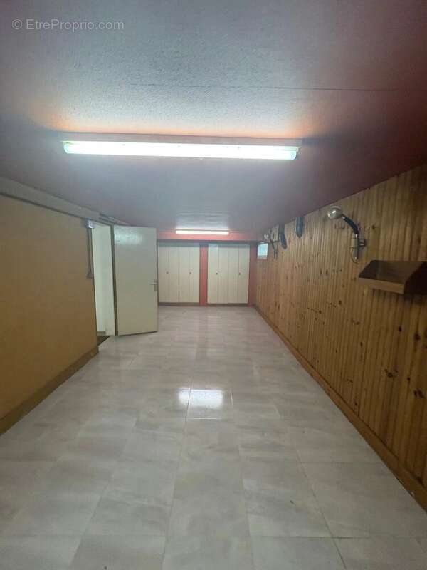 Maison à SAINT-NOM-LA-BRETECHE