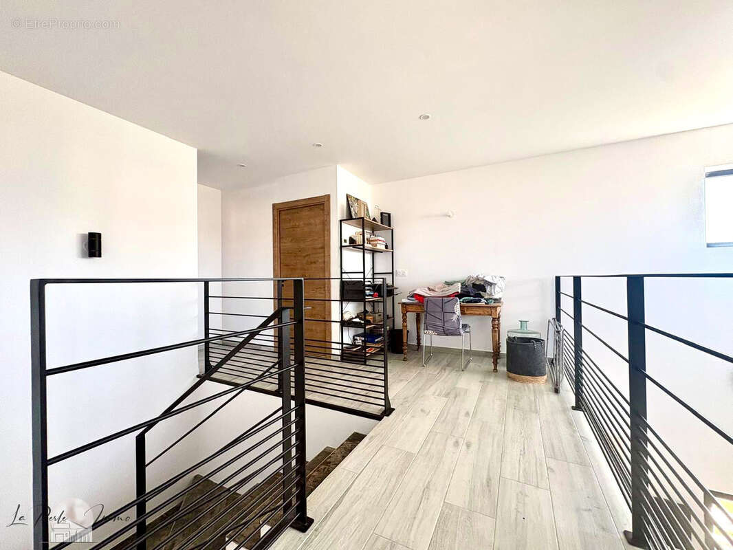Magnifique Villa 4 faces contemporaine type F5 avec garage - photo 11