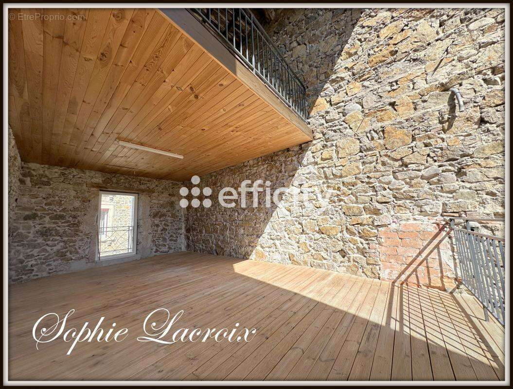 Maison à SARRAS